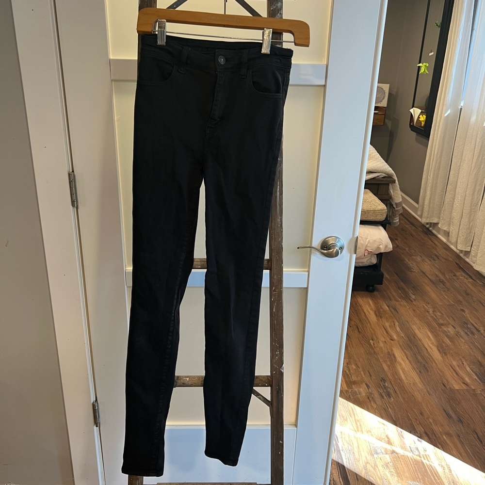 Black skinny jeans